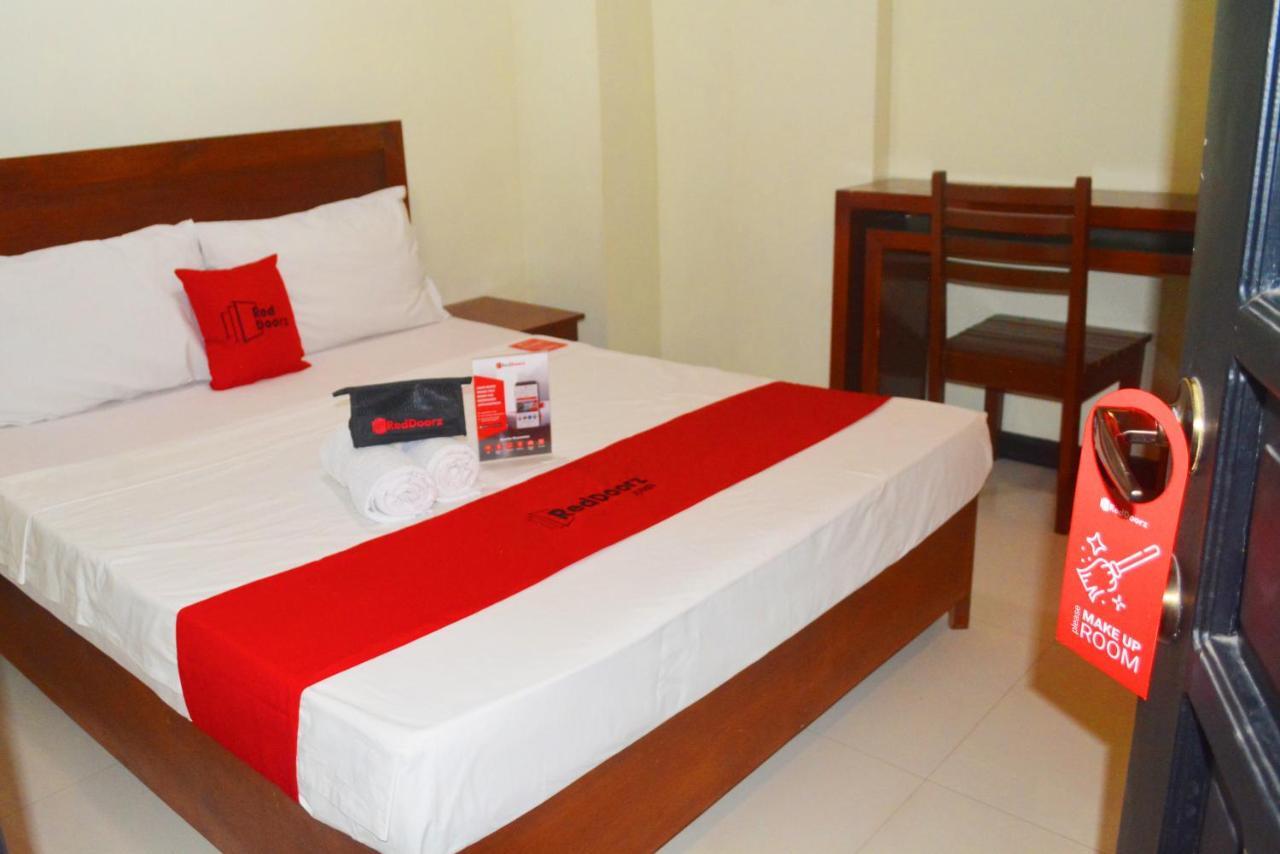 Reddoorz Near Sm Puerto Princesa Exterior foto